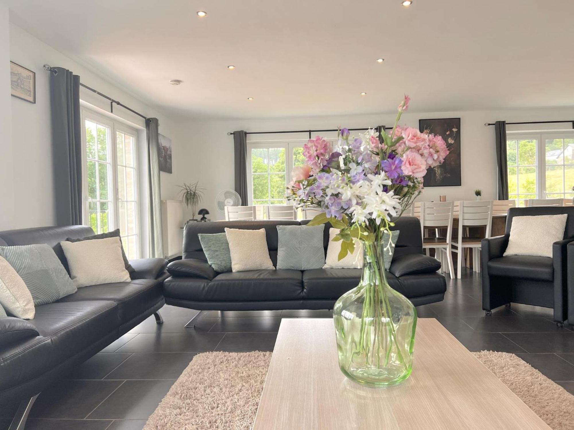 Sur Les Thiers Villa Lierneux Eksteriør billede